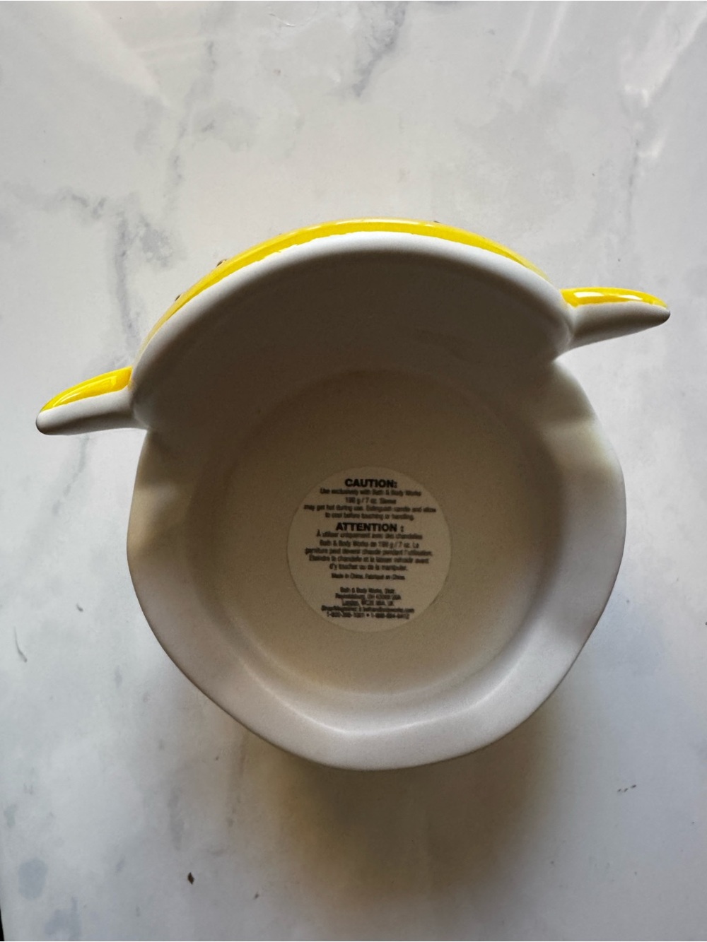 Bath & Body Works Yellow & White Ceramic Chick Candle Holder with Gold Accents - Picture 2 of 6